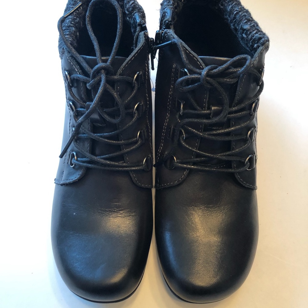 NWT Propet Boots